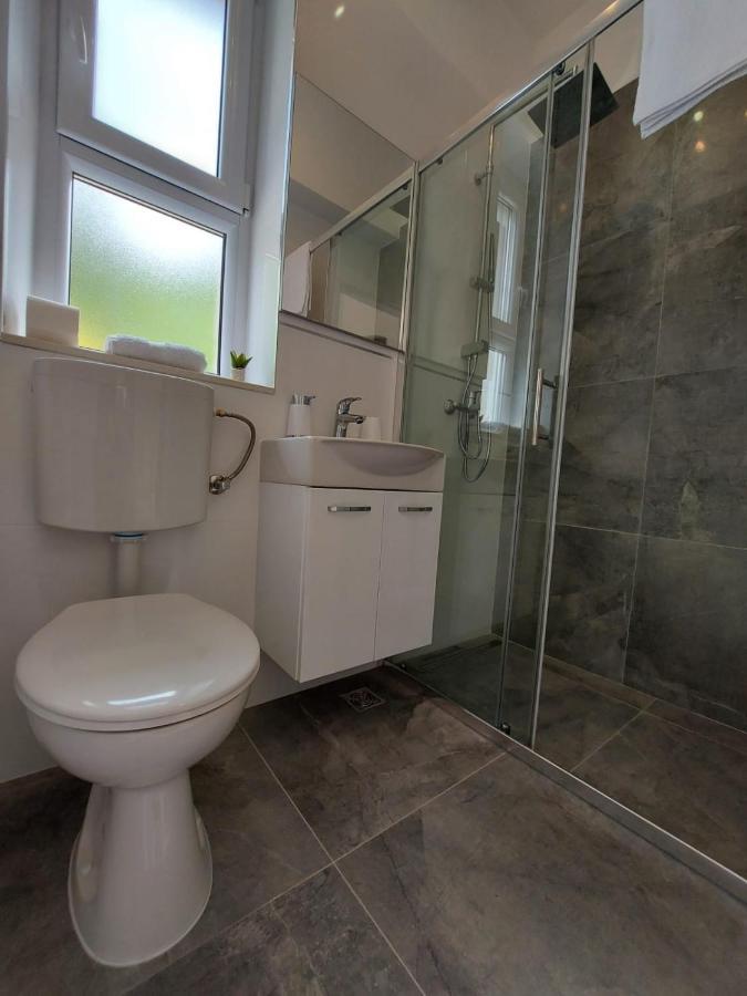 Lovely Apartment Омиш Экстерьер фото